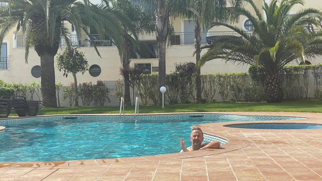 Amazing 2 Bedroom Apartment Near Beach With Pool Lagos Bagian luar foto