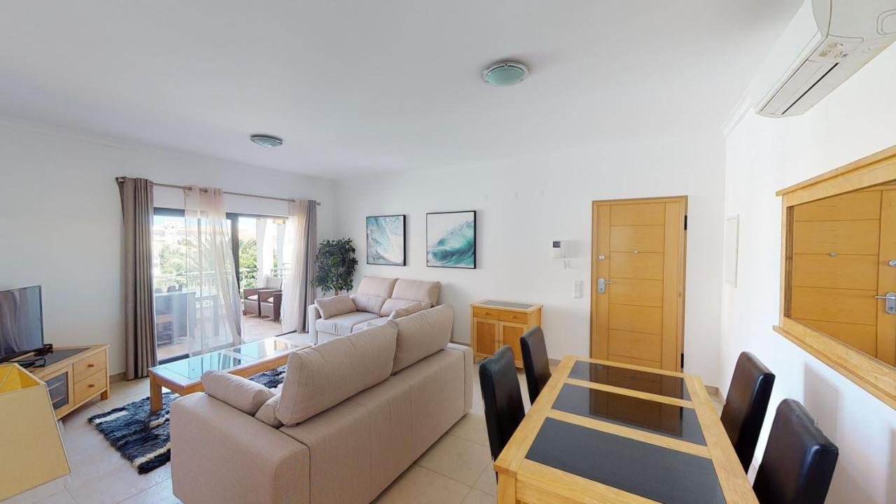Amazing 2 Bedroom Apartment Near Beach With Pool Lagos Bagian luar foto