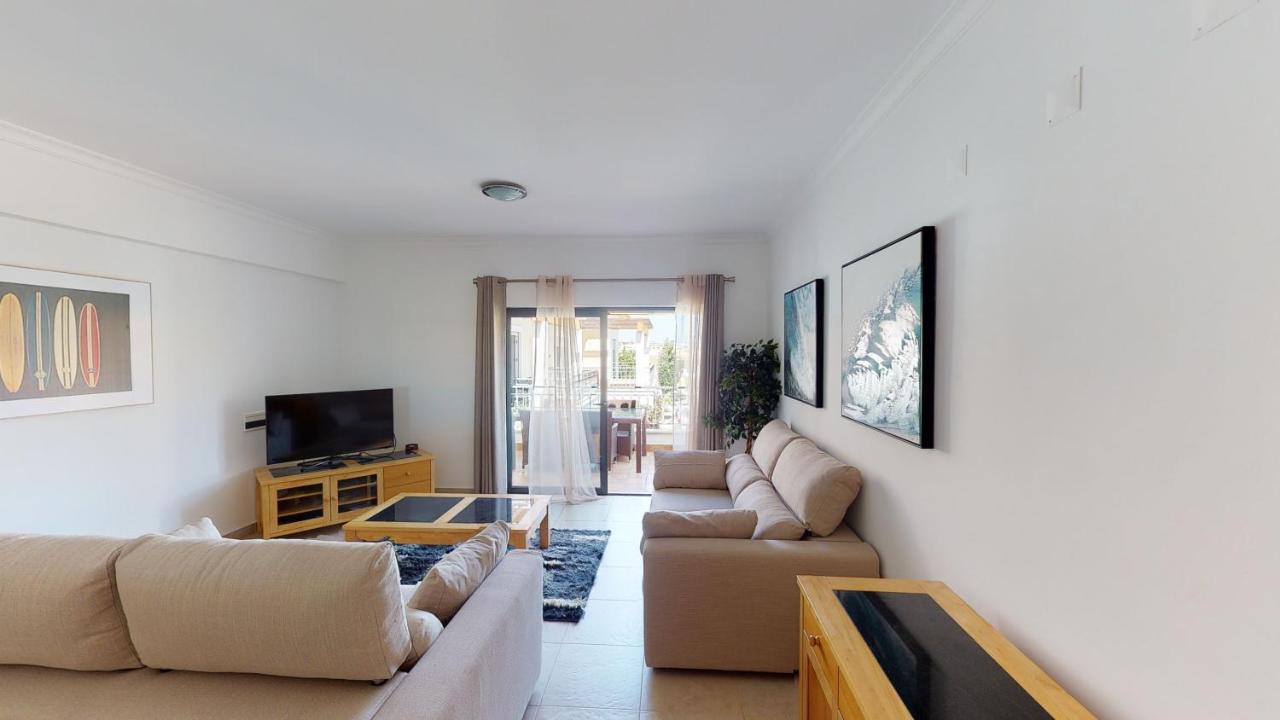 Amazing 2 Bedroom Apartment Near Beach With Pool Lagos Bagian luar foto
