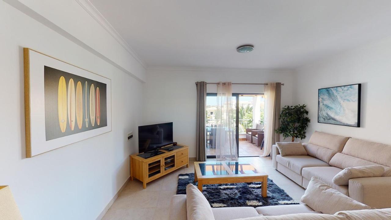 Amazing 2 Bedroom Apartment Near Beach With Pool Lagos Bagian luar foto
