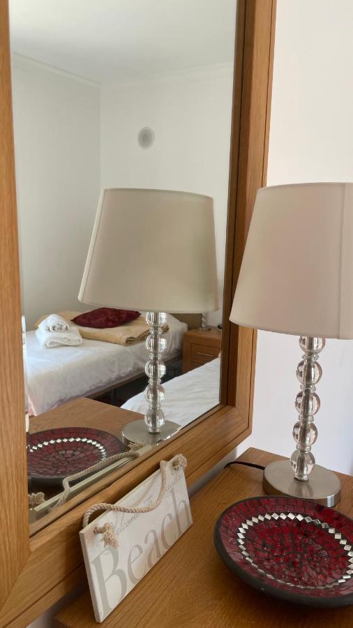 Amazing 2 Bedroom Apartment Near Beach With Pool Lagos Bagian luar foto